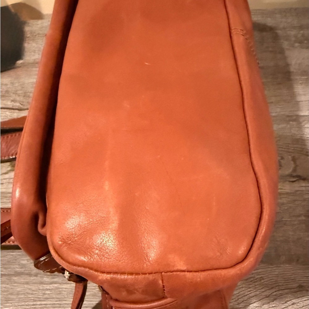 Tignanello Brown Genuine Leather Shoulder Bag Multi-Pocket Satchel Purse - Picture 12 of 17